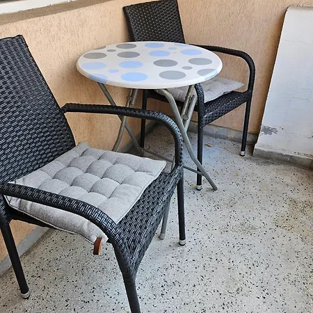 за гости на 1 Burgas