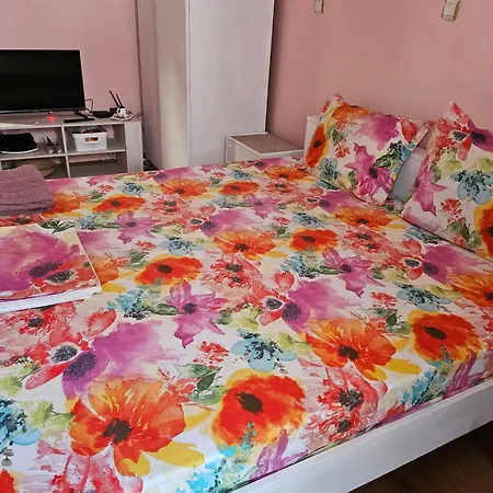 за гости на 1 *